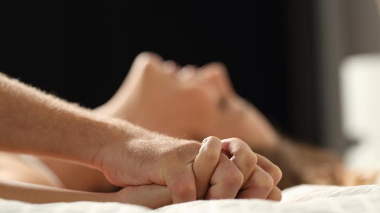 Cómo hacer que una mujer llegue al orgasmo - guía para parejas